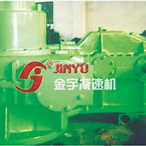 重慶鋼廠軋機壓下減速機使用現場